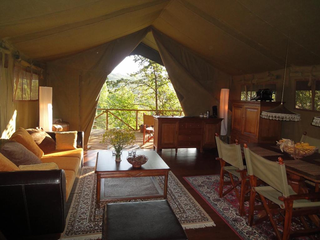 Zuflah Safari Tent - view 4